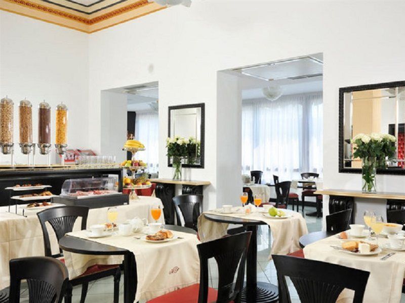 Hotel President Viareggio Esterno foto