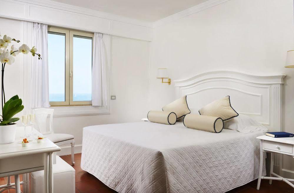 Hotel President Viareggio Esterno foto