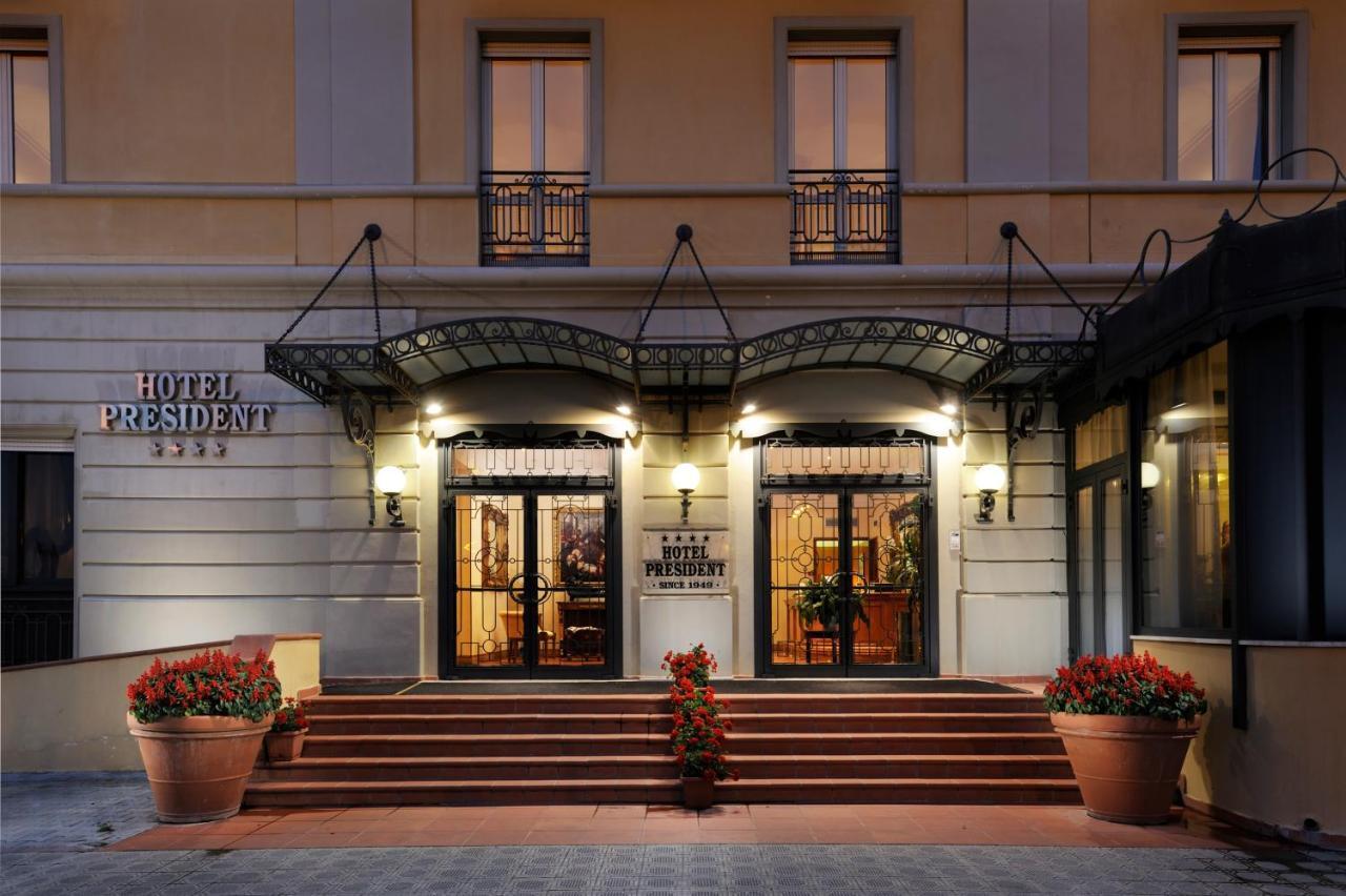 Hotel President Viareggio Esterno foto